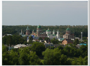 Общий вид на Троекуровский монастырь